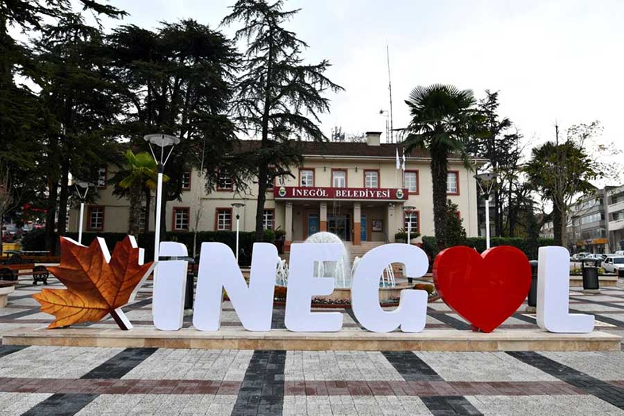 İnegöl Nüfusu 2023'te 299.203'e Ulaştı: 2025 Yılında Büyüme Devam Ediyor
