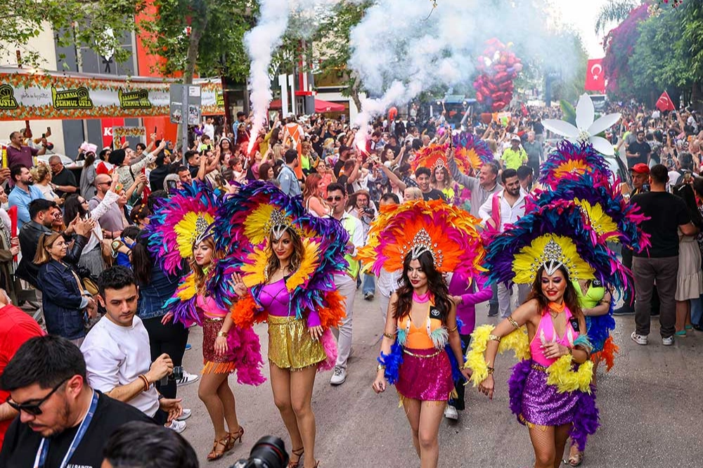 Adana'da dolu dolu karnaval... Portakal Çiçeği Karnavalı 4 Nisan'da