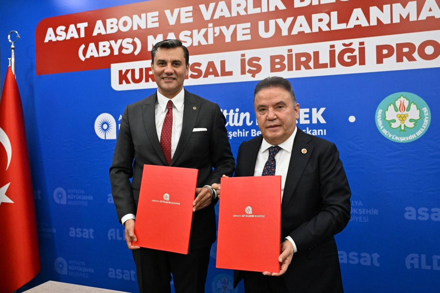 Manisa ve Antalya arasında dijital altyapı iş birliği