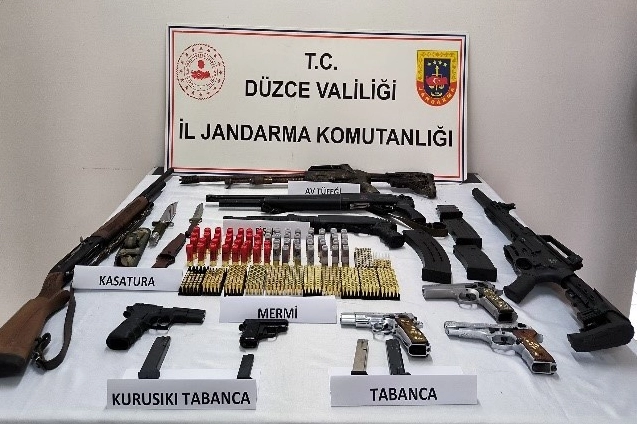 Düzce'de jandarmadan operasyon