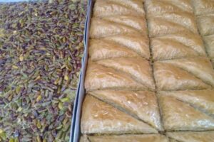 Ramazan Bayramı ve Kurban Bayramının olmazsa olmazı Baklava…. Her pahalı