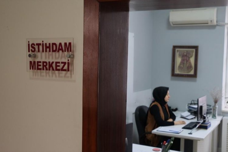 İş arayan ve işvereni buluşturan İnegöl Belediyesi İstihdam Merkezi, Kalburt