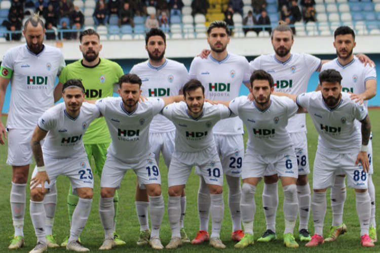 TFF 2. Lig Beyaz Grupta mücadele eden Pazarspor sahasında konuk