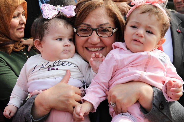 Gaziantep Büyükşehir Belediye Başkanı Fatma Şahin, Anneler Günü dolayısıyla mesaj