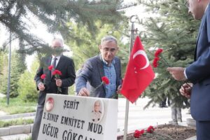 Ramazan Bayramı arifesinde Kütahya Belediye Başkanı Prof. Dr. Alim Işık,