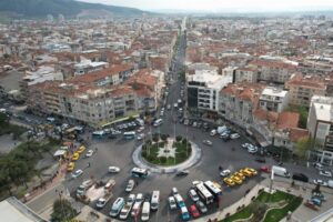 Manisa'nın Akhisar ilçesinde en işlek caddelerinden biri olan Hilaliye Caddesi’nde