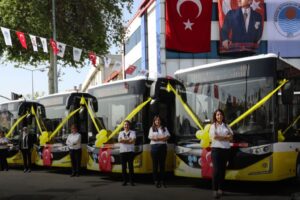 Mersin Büyükşehir Belediyesi’ne 67 adet 8 metrelik Karsan Atak otobüsü