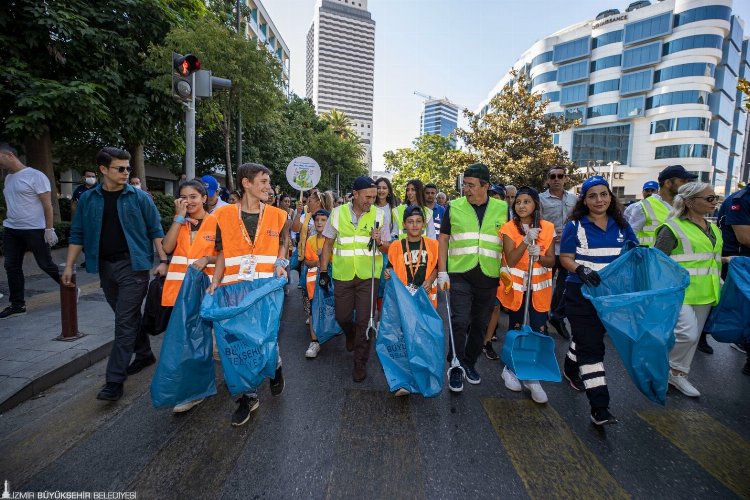 İzmir Büyükşehir Belediye Başkanı Tunç Soyer “Sen, Ben, Hepimiz! Tertemiz