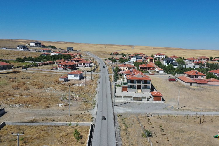 KONYA (İGFA) - Konya Büyükşehir Belediyesi, ilçelerde sorumluluk alanlarındaki mahalle