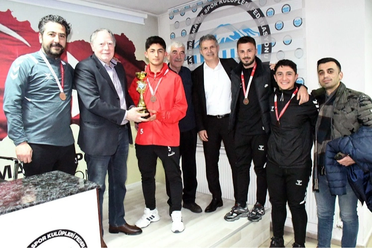 2024 yılının Kayseri şampiyonu olan U16 Talas Belediyespor takımı, bu