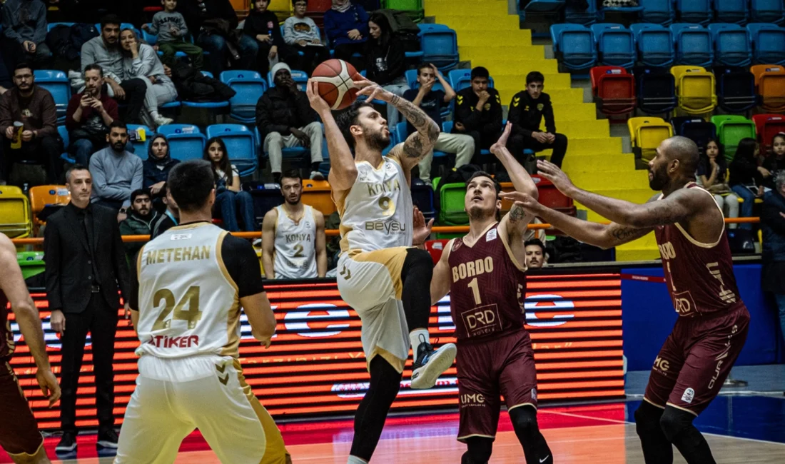 Türkiye Sigorta Basketbol Ligi’nin 25. haftasında Bandırma Bordo Basketbol’u kendi